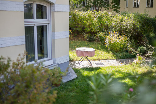 Wohnung - Berlin-Charlottenburg - Eschenallee 20 Ebereschenallee 33 Wohnung - Berlin-Charlottenburg - Eschenallee 20 Ebereschenallee 33