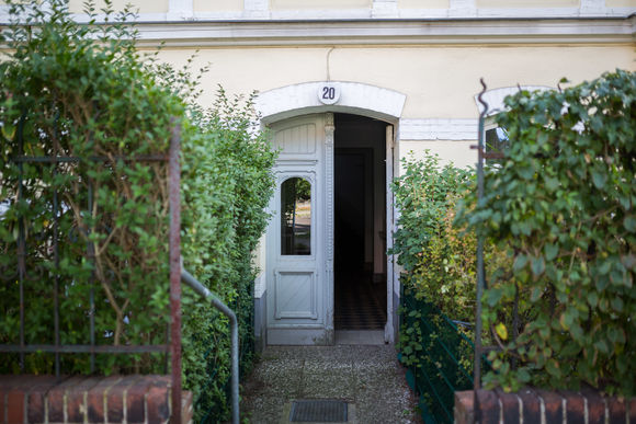 Wohnung - Berlin-Charlottenburg - Eschenallee 20 Ebereschenallee 33 Wohnung - Berlin-Charlottenburg - Eschenallee 20 Ebereschenallee 33