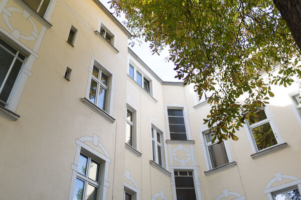 Wohnung - Berlin-Charlottenburg - Eschenallee 20 Ebereschenallee 33 Wohnung - Berlin-Charlottenburg - Eschenallee 20 Ebereschenallee 33