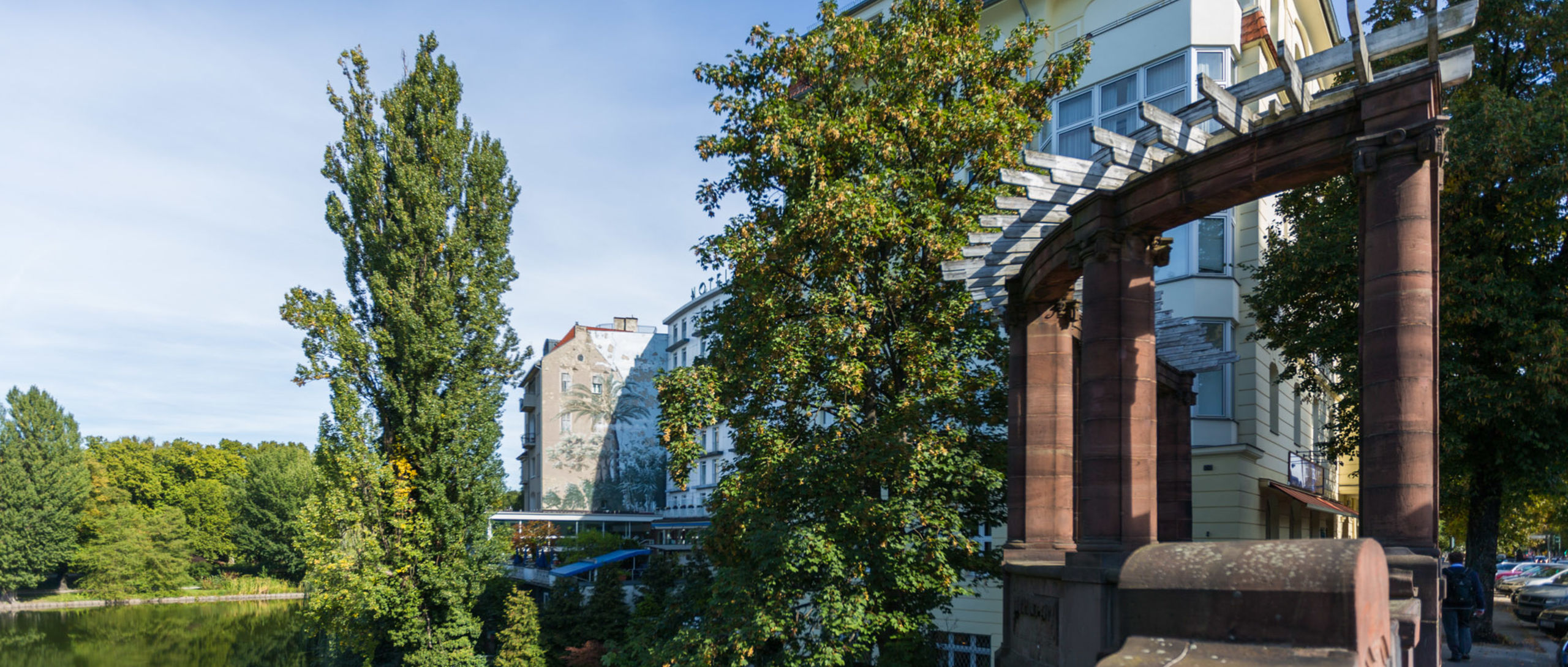 Wohnungen und Ladengeschäfte in Berlin -Charlottenburg