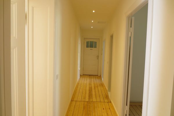 Flur zum Ausgang Hadlichstrasse 30 Berlin-Pankow 
